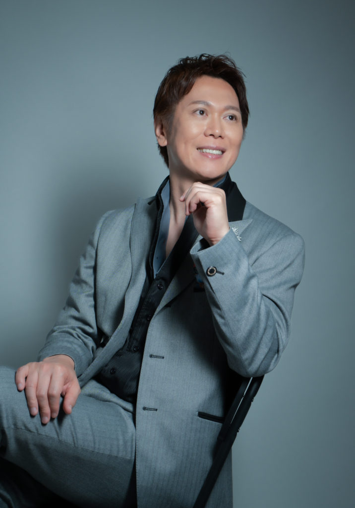 演歌歌手の大地あきおさん