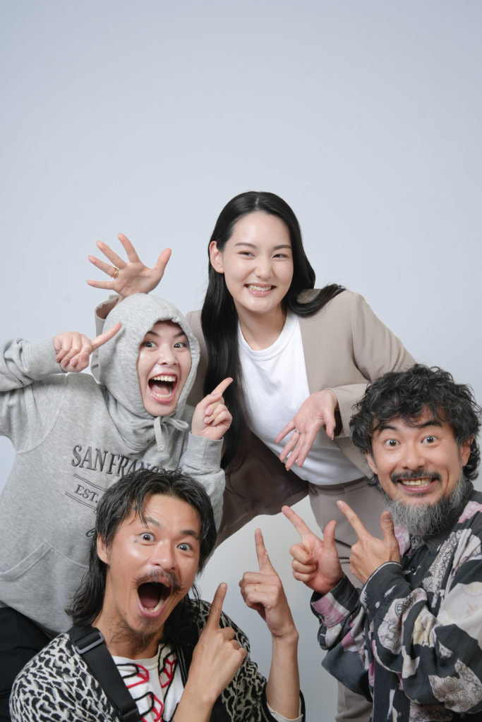リヤナちゃんとStudio Fictionのふたり