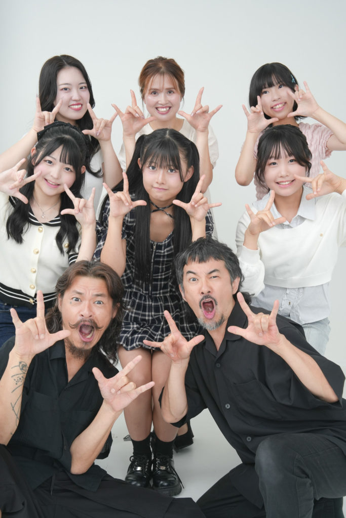 ASOBINEXTのアイドルの子達とStudio Fictionのふたり